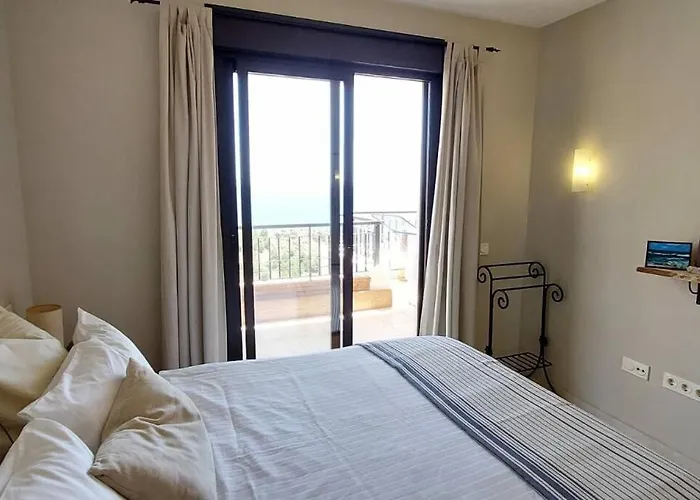 Chic Beachfront Apartment