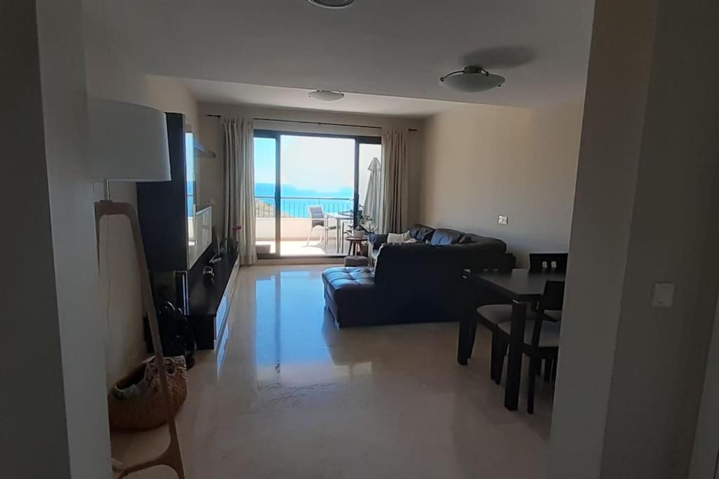 Chic Beachfront Appartement Torrox