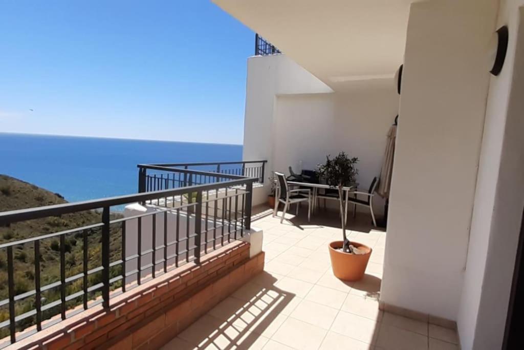 Chic Beachfront Appartement Torrox
